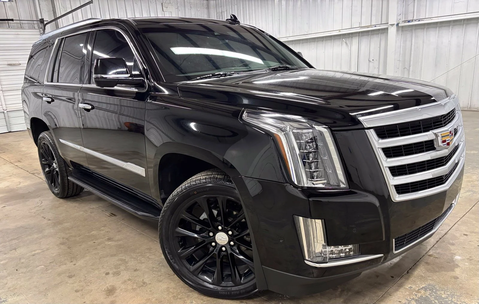2019 Cadillac Escalade Luxury