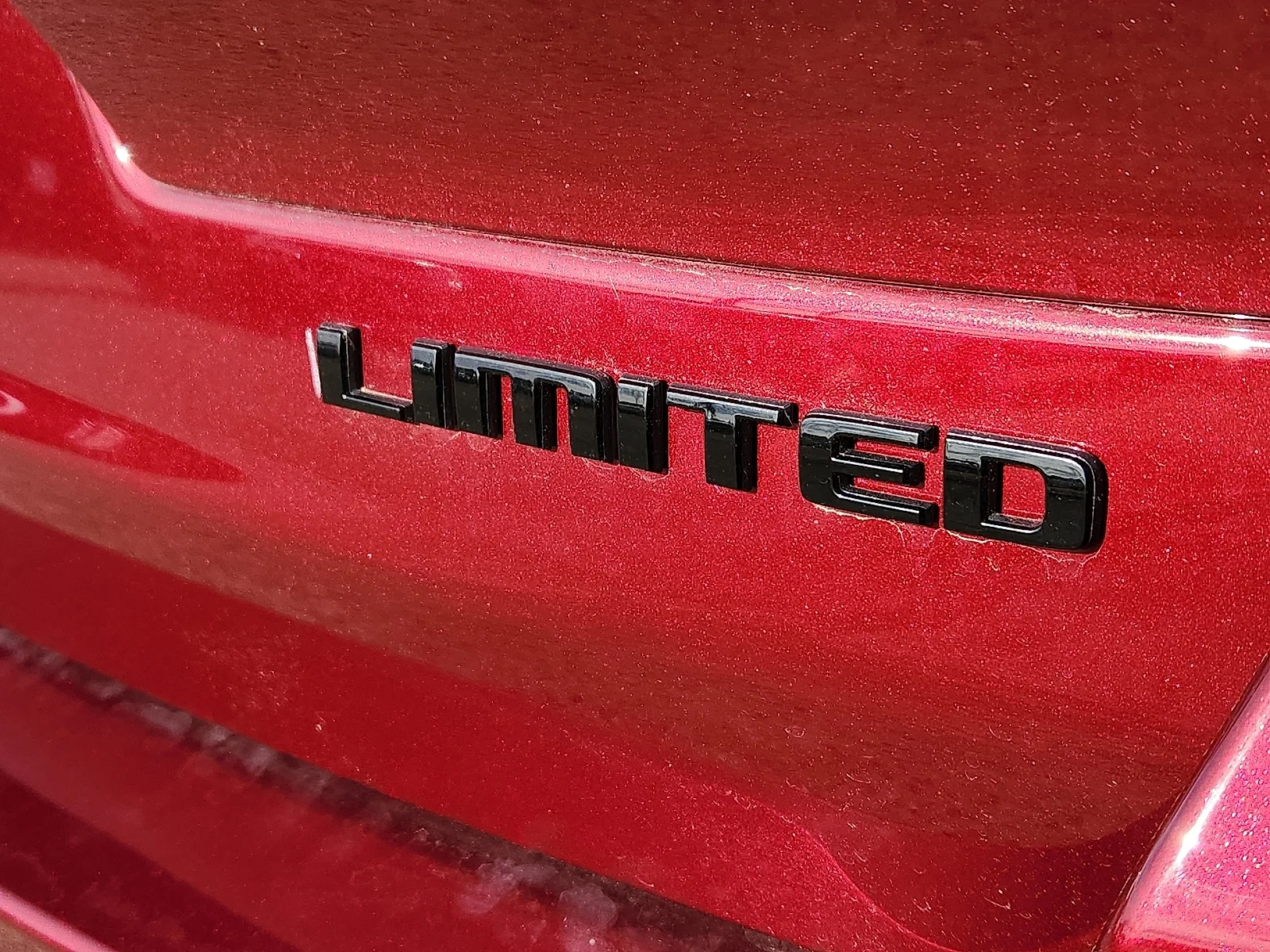 New 2025 PRV Velvet Red Jeep L LIMITED 4X4 image 9