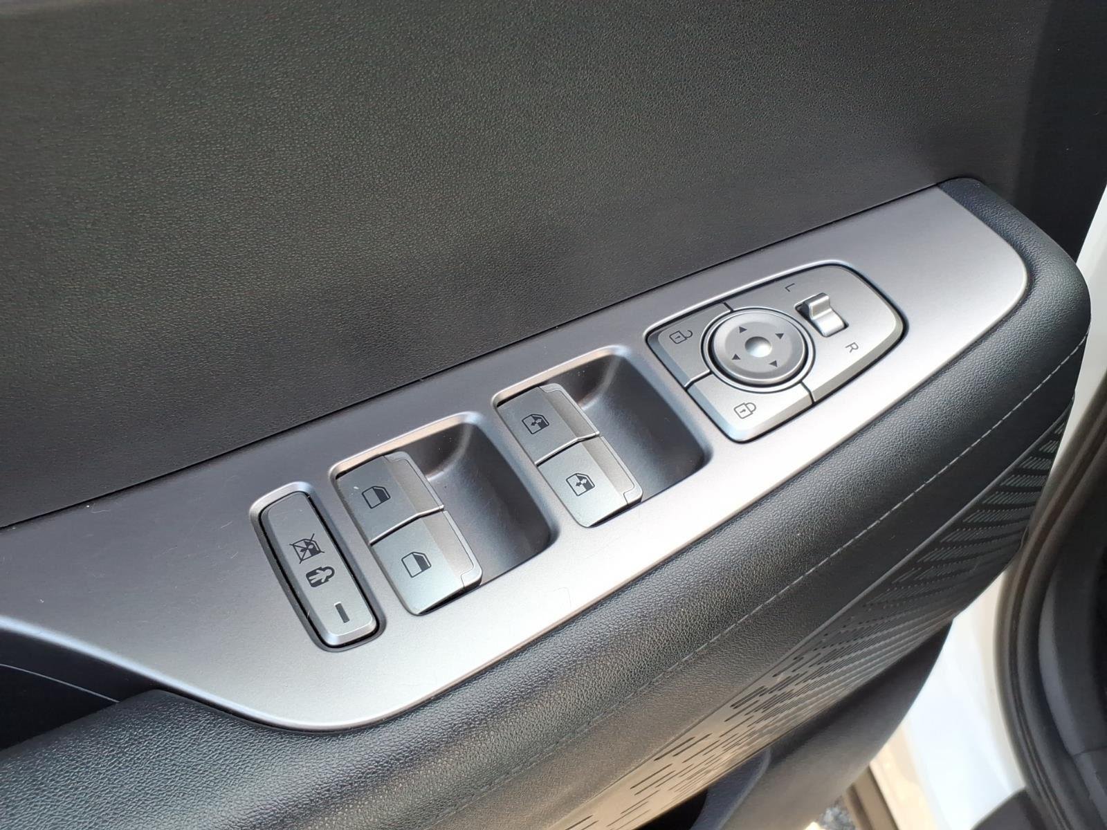 Used 2023 Hyper White Hyundai XRT image 12