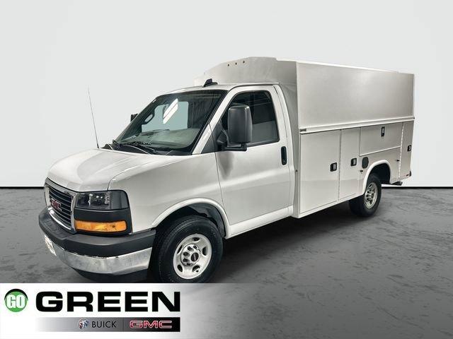 2025 GMC Savana Cutaway 3500 1WT