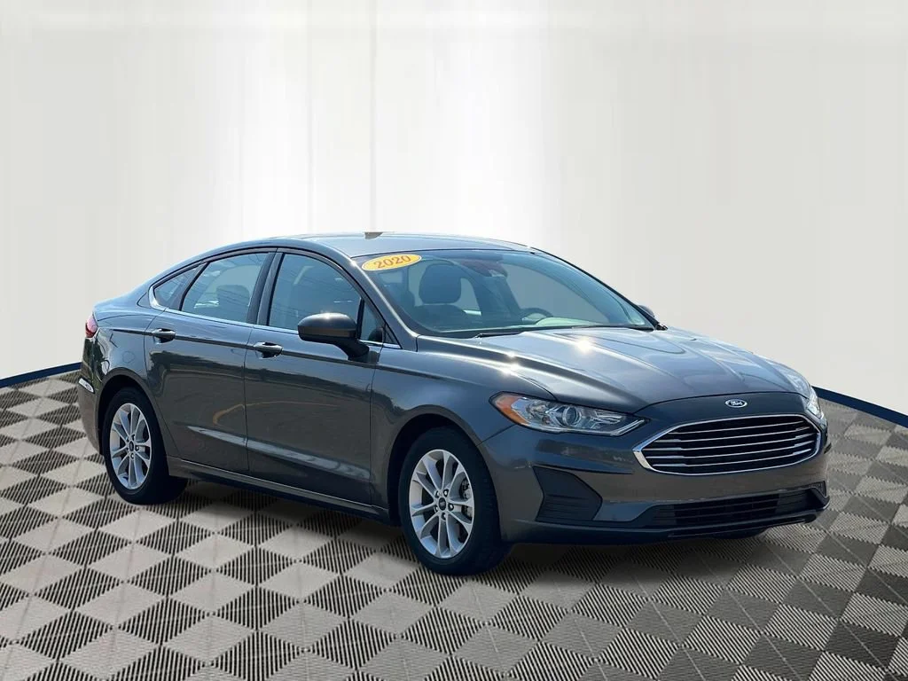 Used 2020 Gray Ford SE image 6