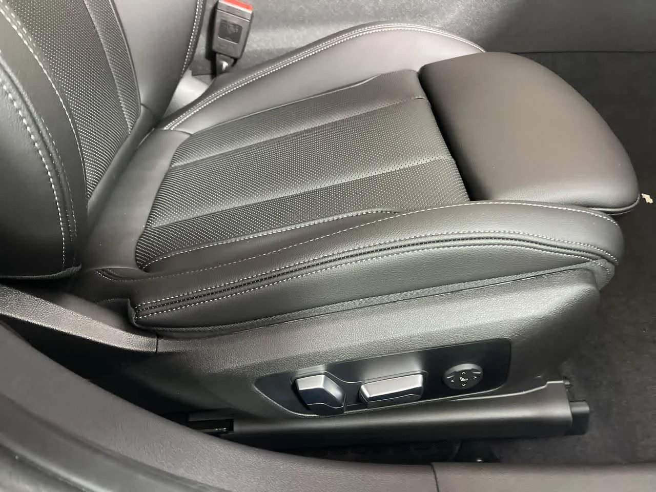 Certified Used 2024 Brooklyn Grey Metallic BMW 330i xDrive image 16