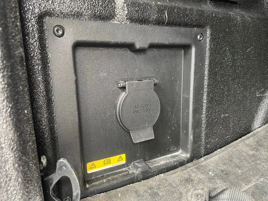 Used 2023 Gray Metallic Ford Tremor image 36