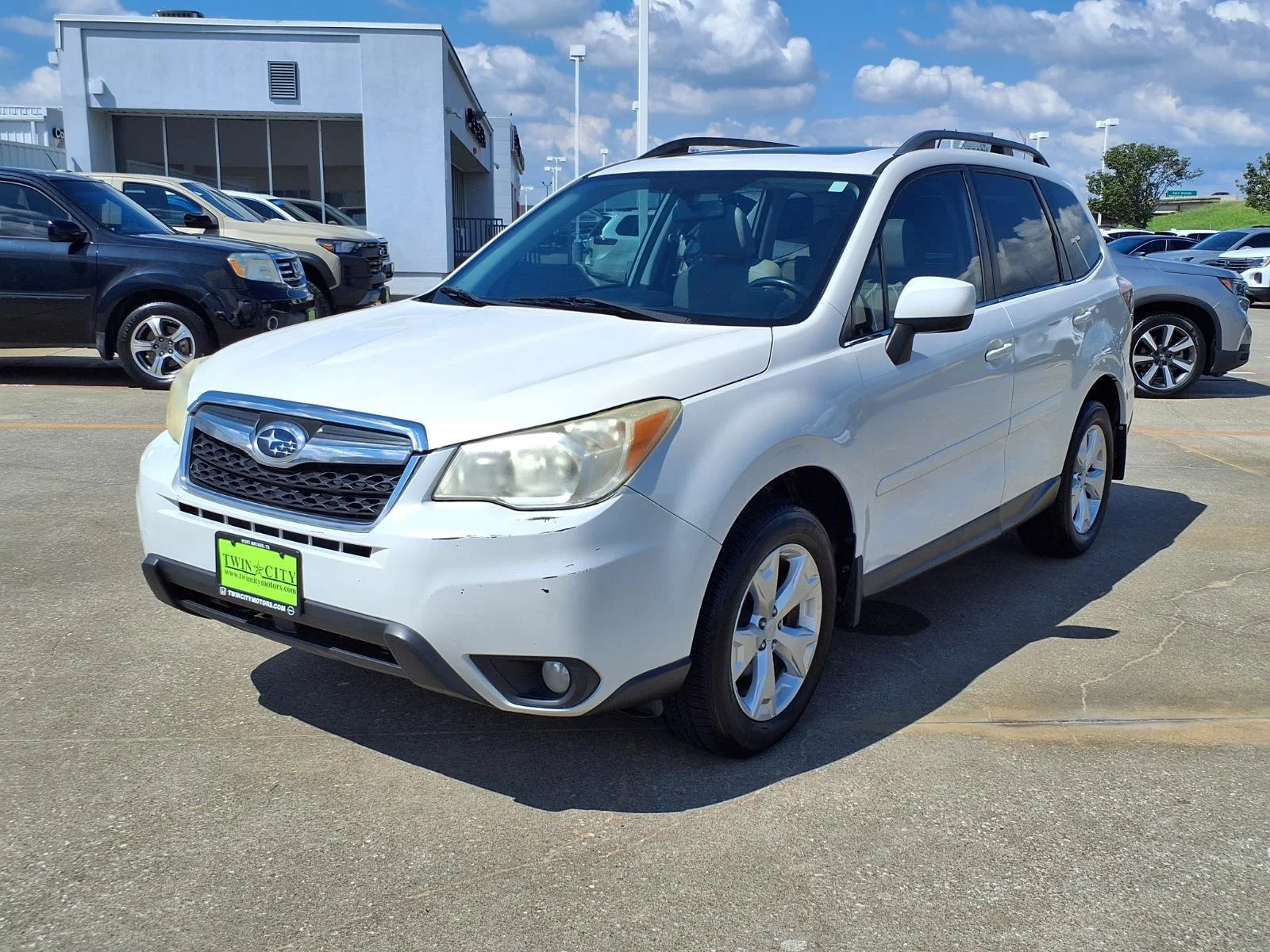 Used 2015 White Subaru 2.5i Limited image 3