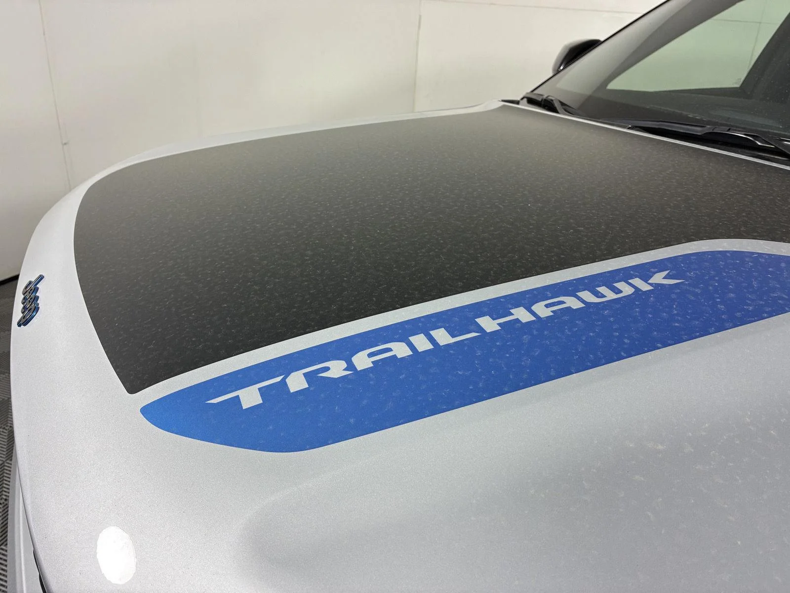 Used 2023 Silver Zynith Jeep Trailhawk image 12
