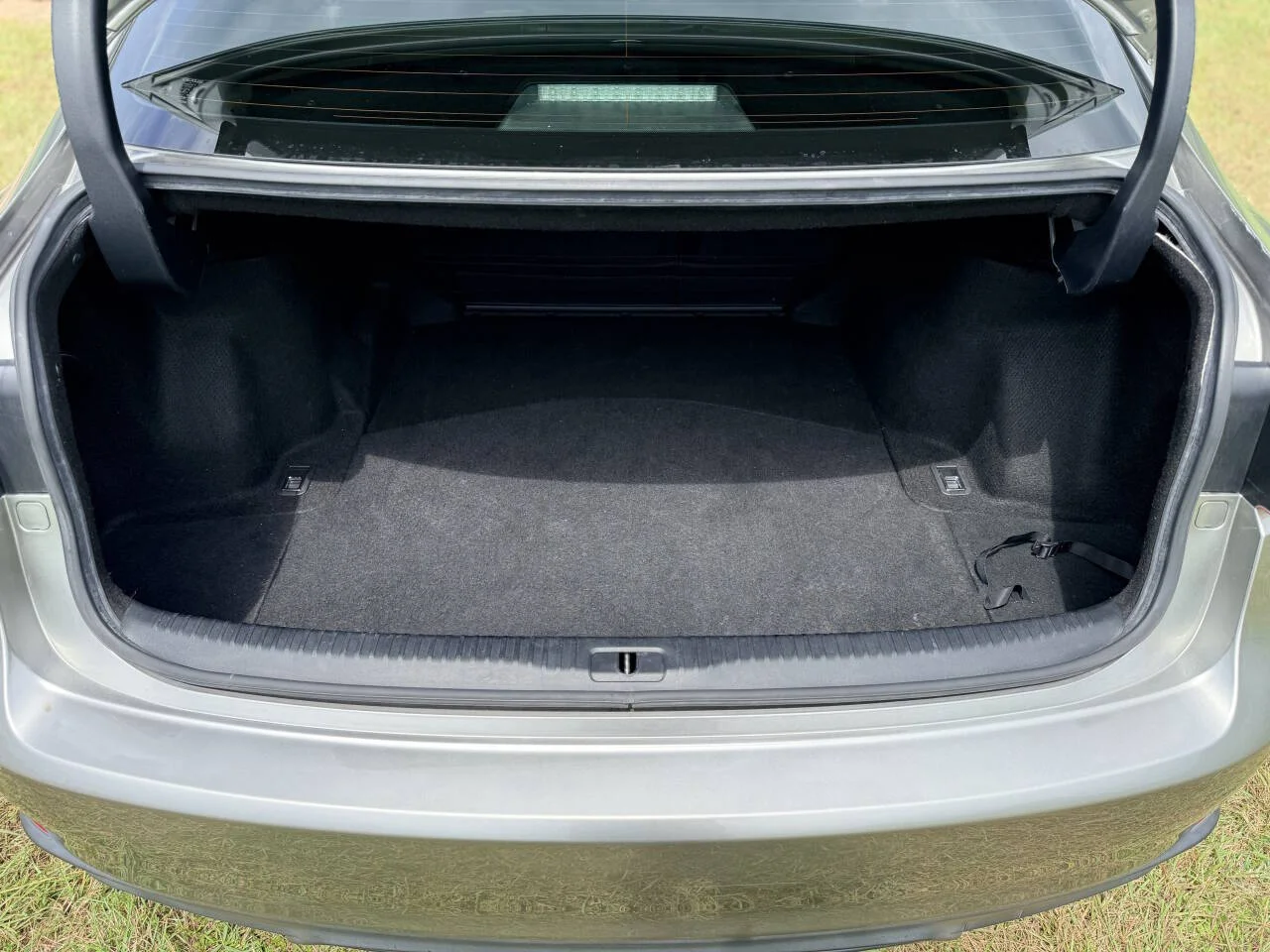 Used 2019 Silver Lexus Base AWD 4dr Sedan image 14