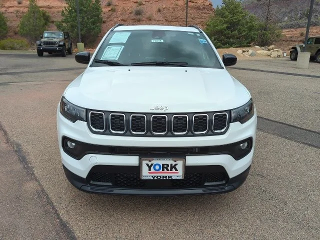Certified Used 2025 White Jeep Latitude image 2