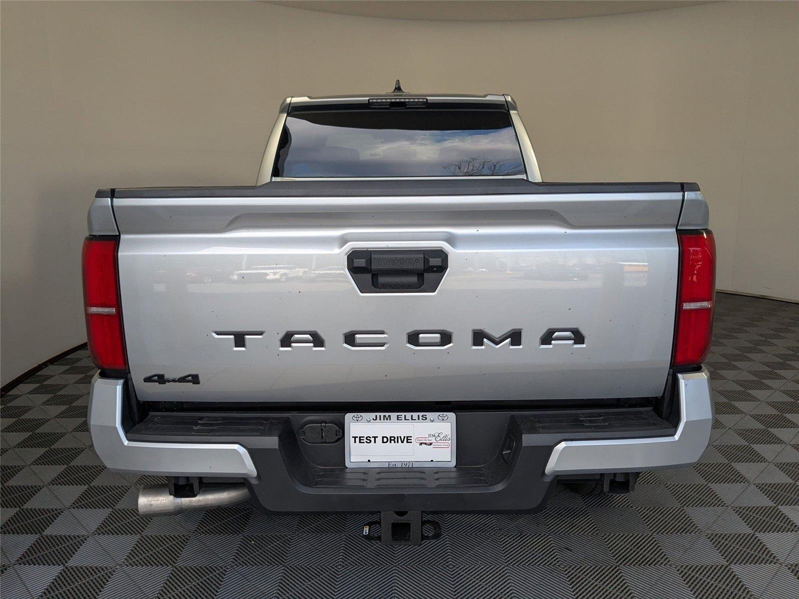 2026 Toyota Tacoma TRD Sport - Photo 6