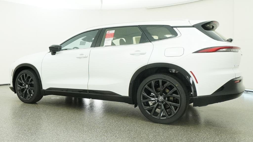 New 2026 Oxygen White Toyota Limited image 13