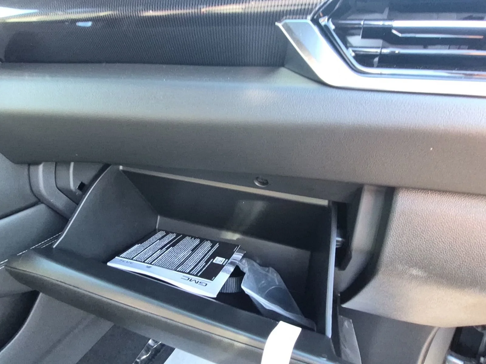2026 GMC Yukon XL Elevation - Photo 41