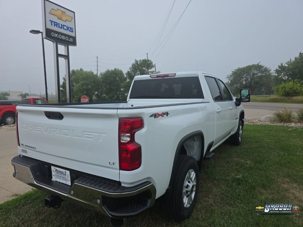 New 2026 Summit White Chevrolet LT image 8