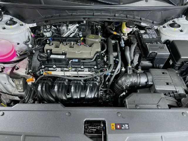 New 2026 Silver Hyundai SE image 21