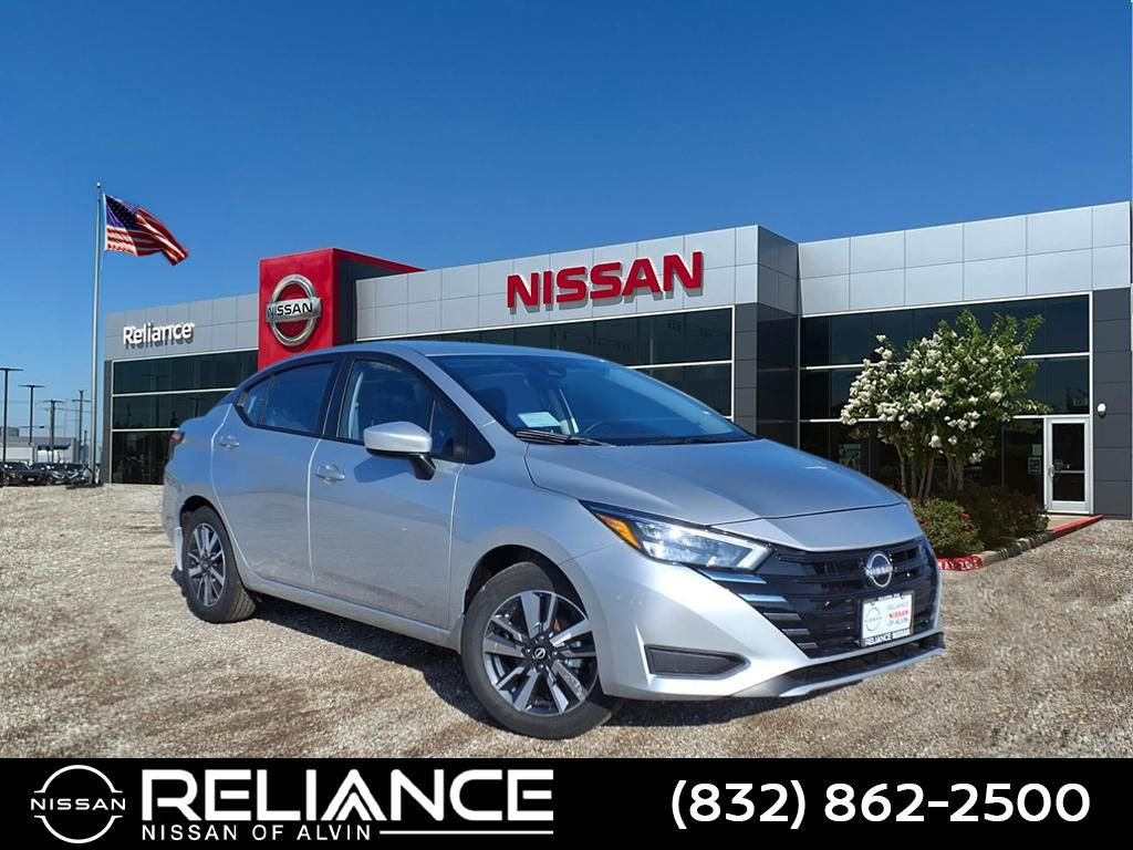 2025 Nissan Versa Sedan SV