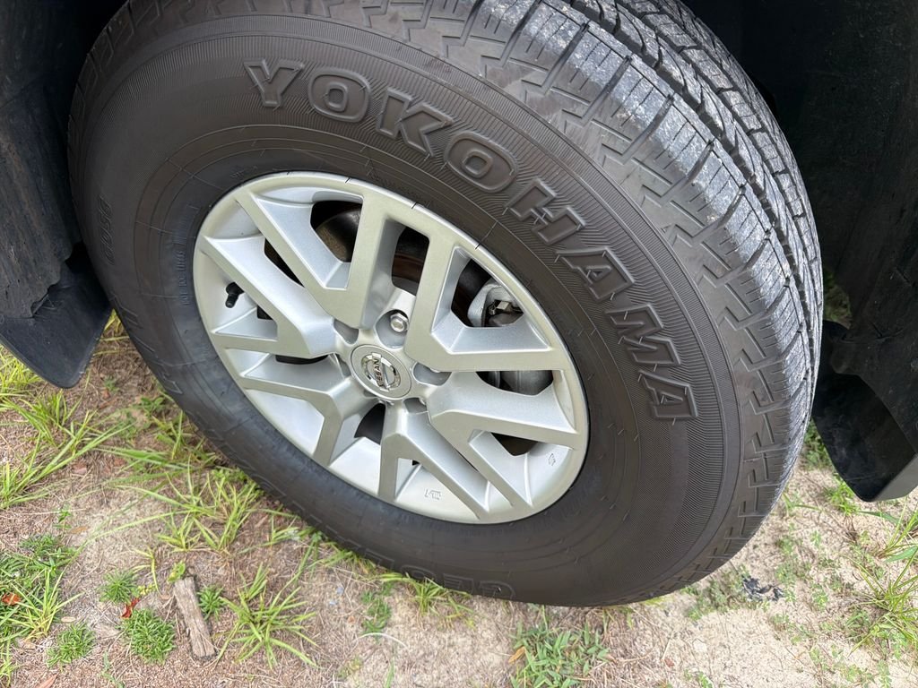 Used 2021 Gray Nissan SV image 12