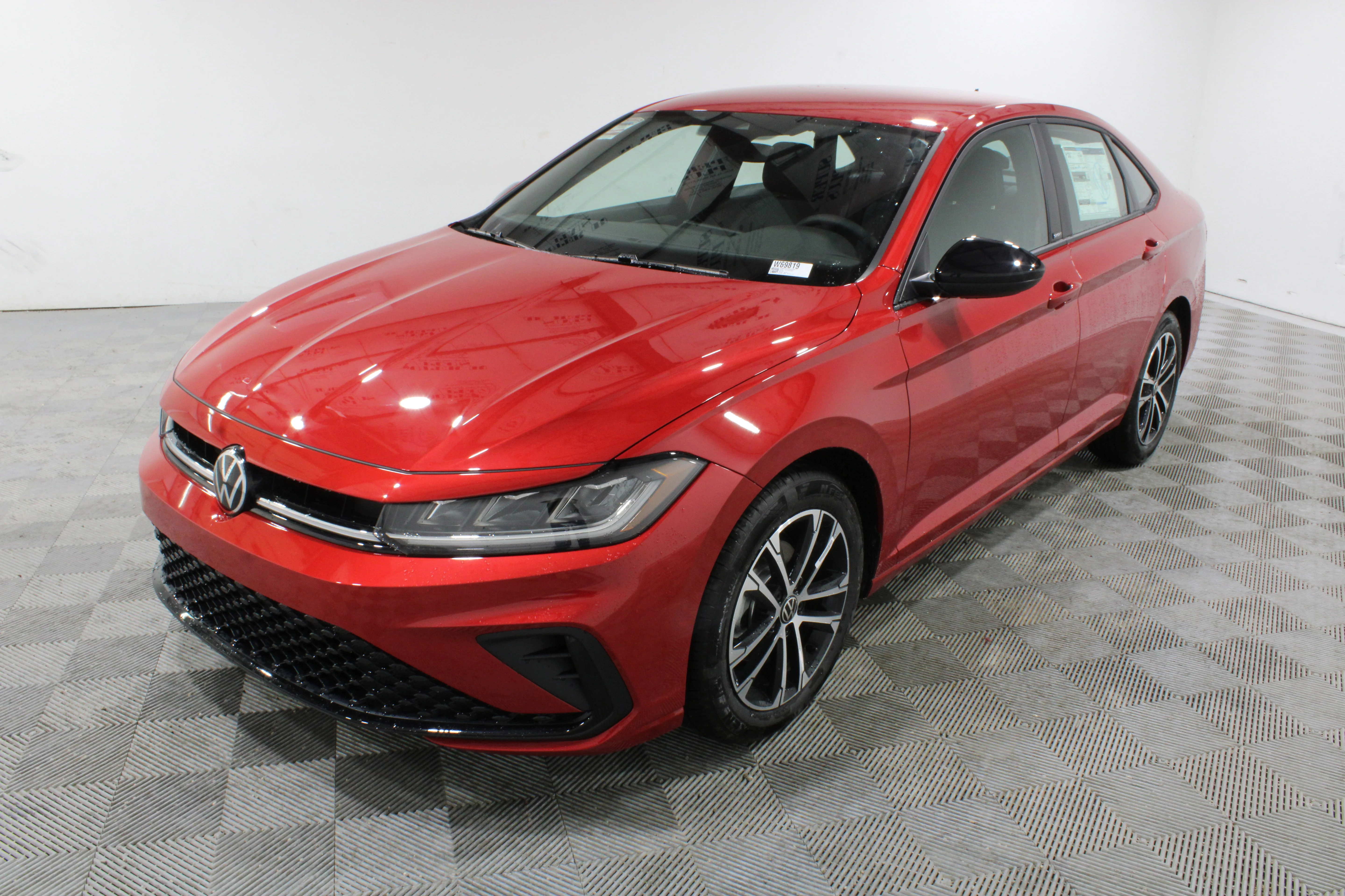New 2026 Kings Red Metallic Volkswagen 1.5T Sport image 31