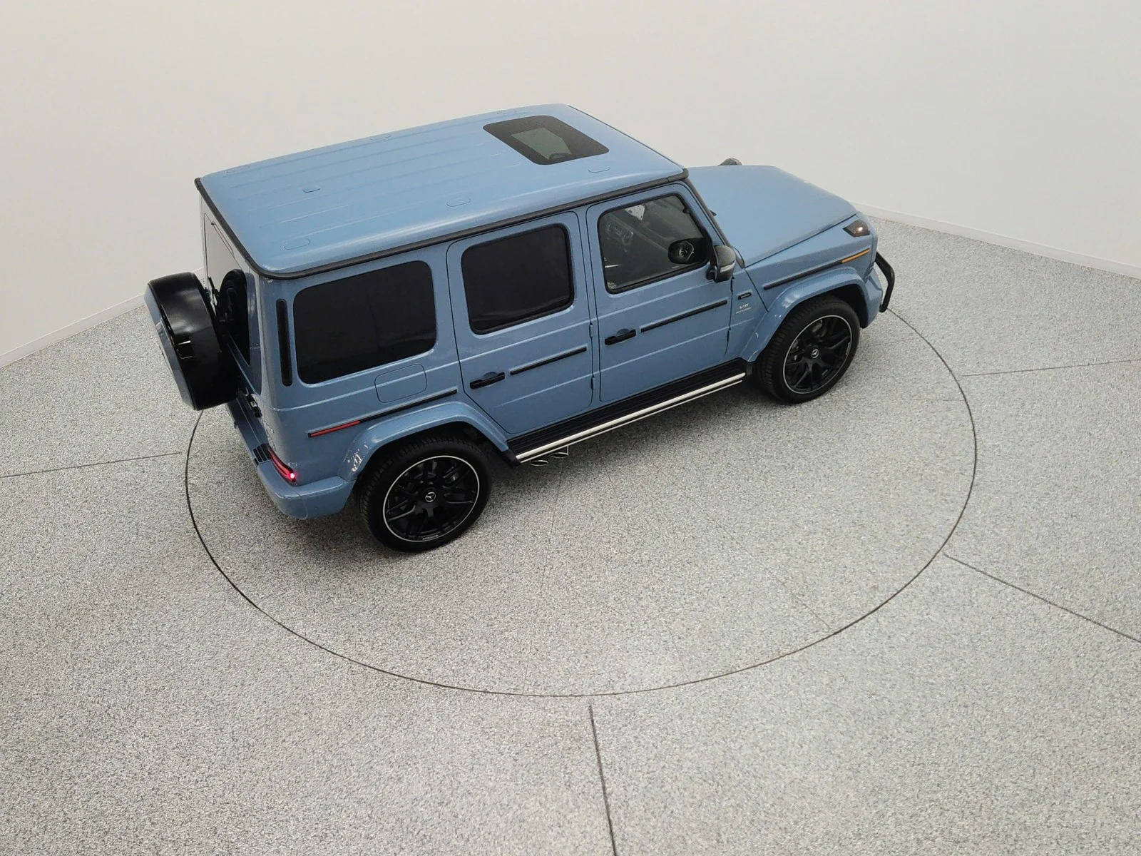 Certified Used 2025 MANUFAKTUR China Blue Non-Metallic Mercedes-Benz AMG® G 63 SUV image 13