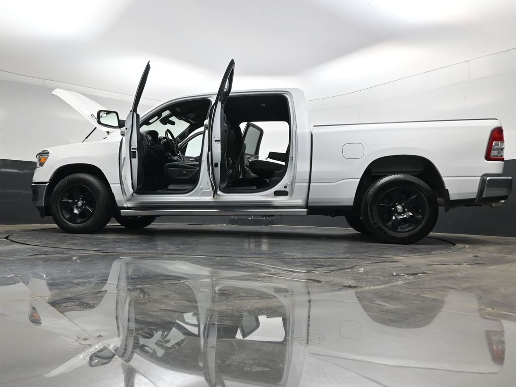 Used 2022 White Ram Big Horn/Lone Star image 42
