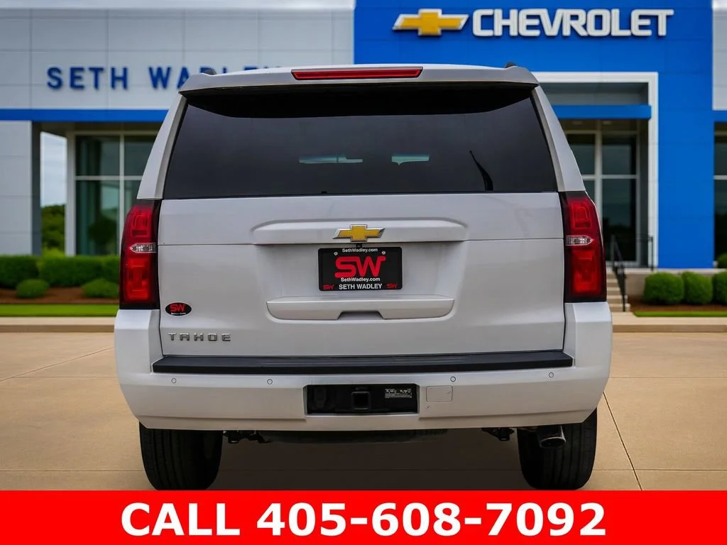 Used 2018 IRIDESCENT PEARL TRICOAT Chevrolet LT image 6