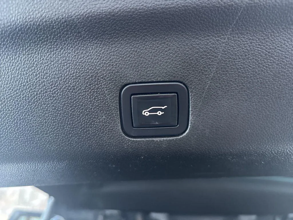 Used 2023 Black Chevrolet RST image 15