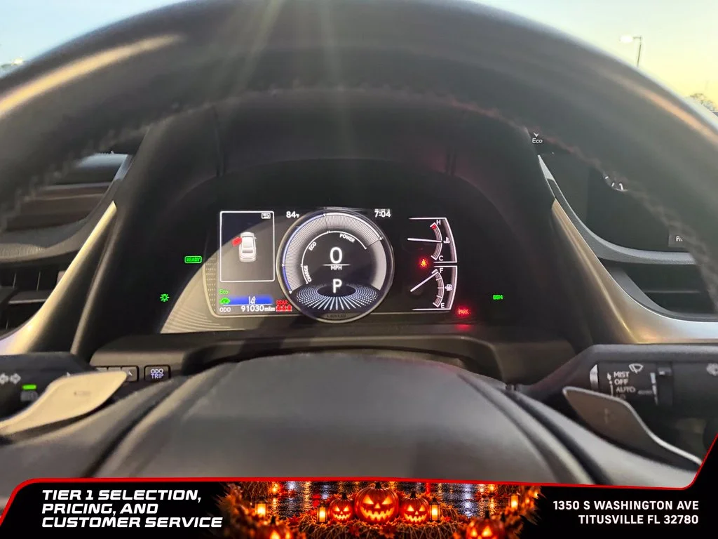 Used 2019 Gray Lexus 300h image 13