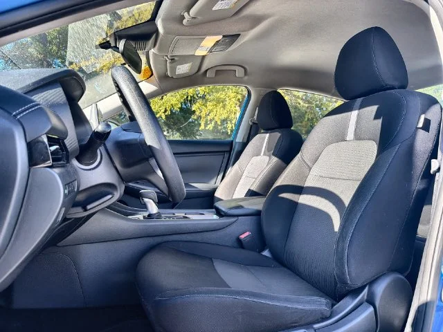 Used 2025 Blue Nissan SV image 11