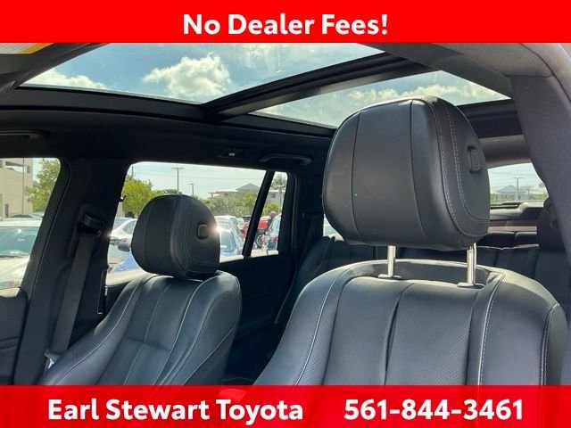 Used 2023 Black Mercedes-Benz GLS 580 image 27