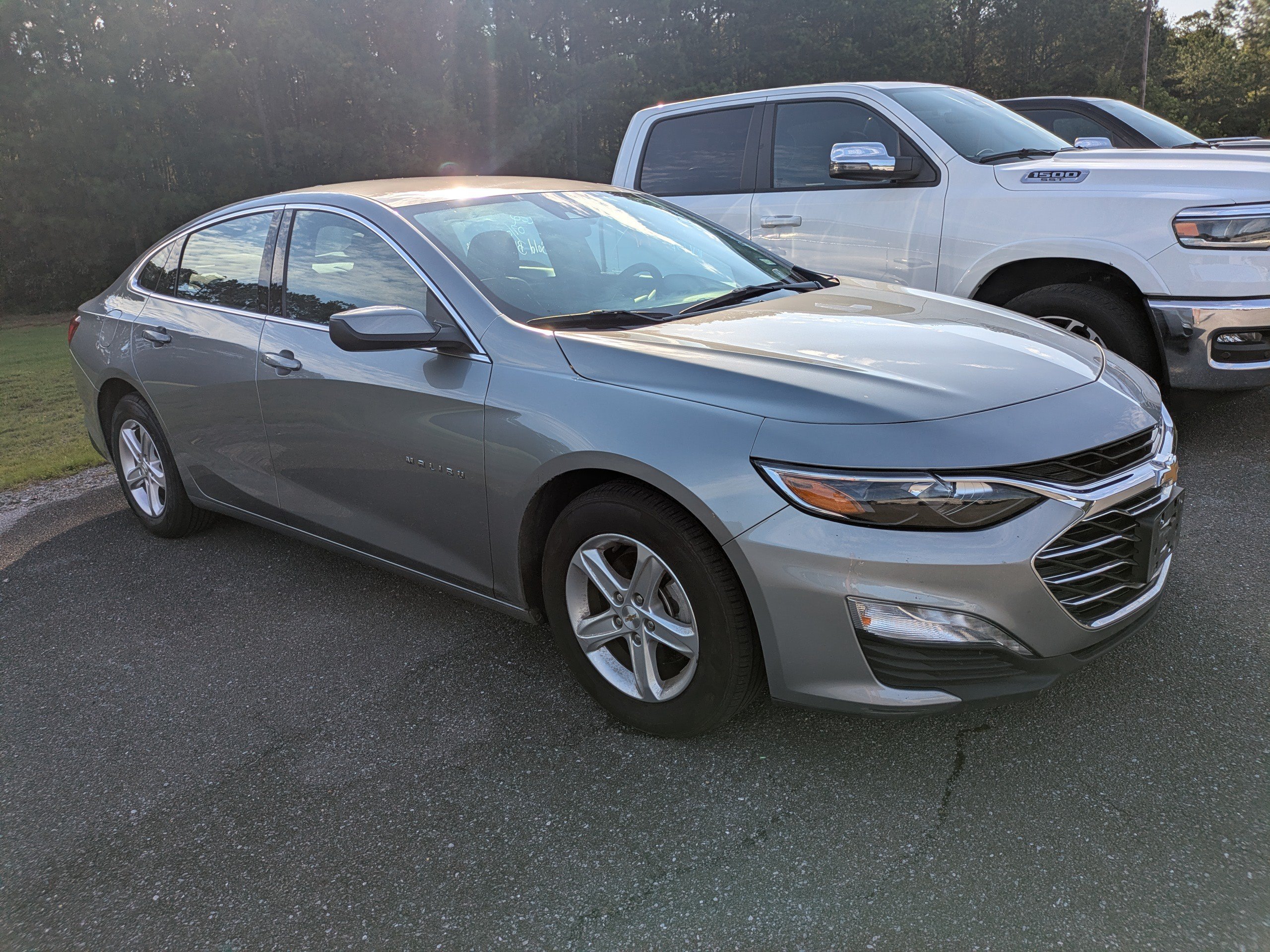 Used 2024 Sterling Gray Metallic Chevrolet LT image 1