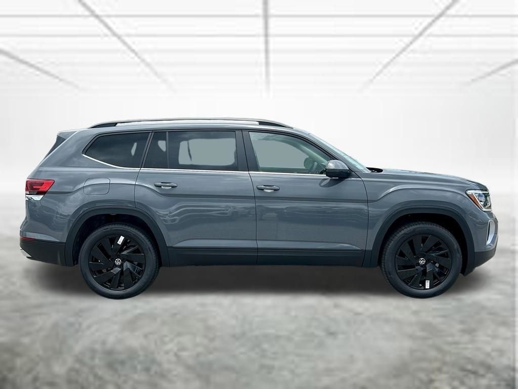 New 2026 Gray Volkswagen 2.0T SE w/Technology image 4