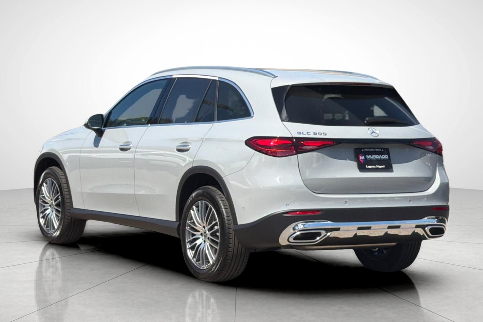 New 2026 MANUFAKTUR Alpine Grey Mercedes-Benz GLC 300 image 13