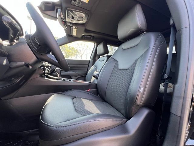 2025 Jeep Compass Latitude - Photo 15