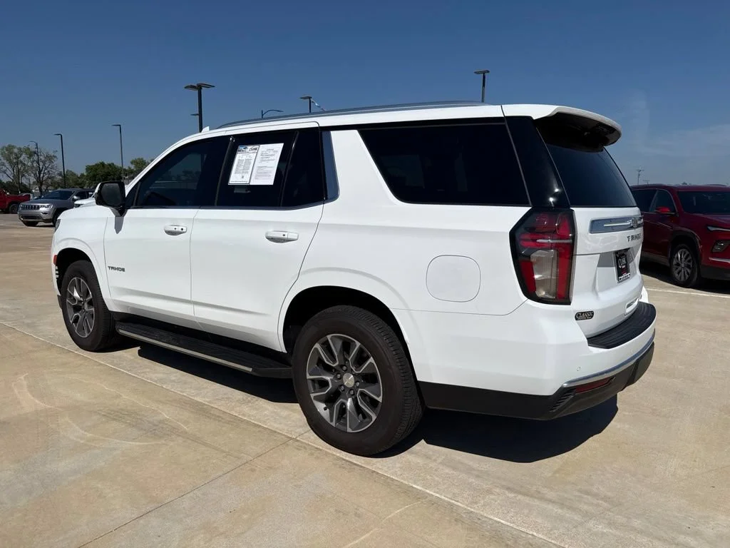 Used 2022 Summit White Chevrolet LT image 27