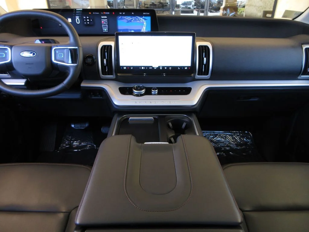 Certified Used 2025 Space Silver Ford Active image 18