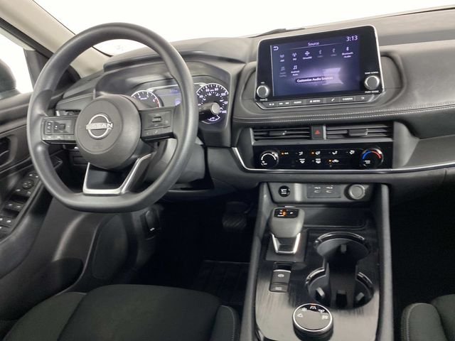 Used 2024 White Nissan S image 13