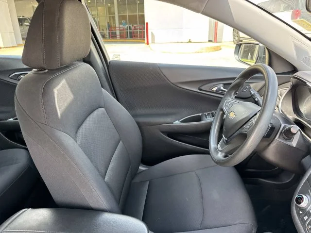 Used 2025 Black Chevrolet LT image 33