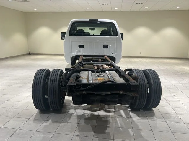 Used 2008 White Ford XL image 4