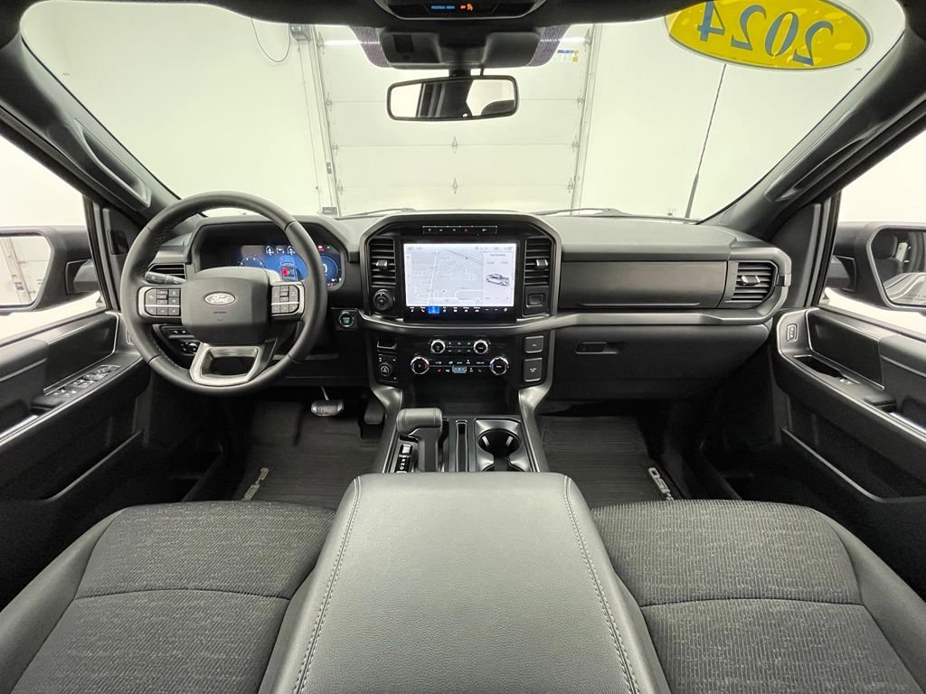 Used 2024 Black Metallic Ford XLT image 3