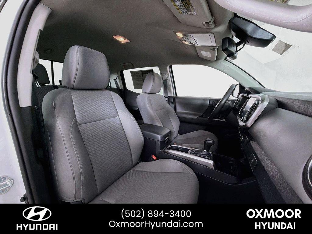 Used 2023 Ice Cap Toyota SR5 image 25