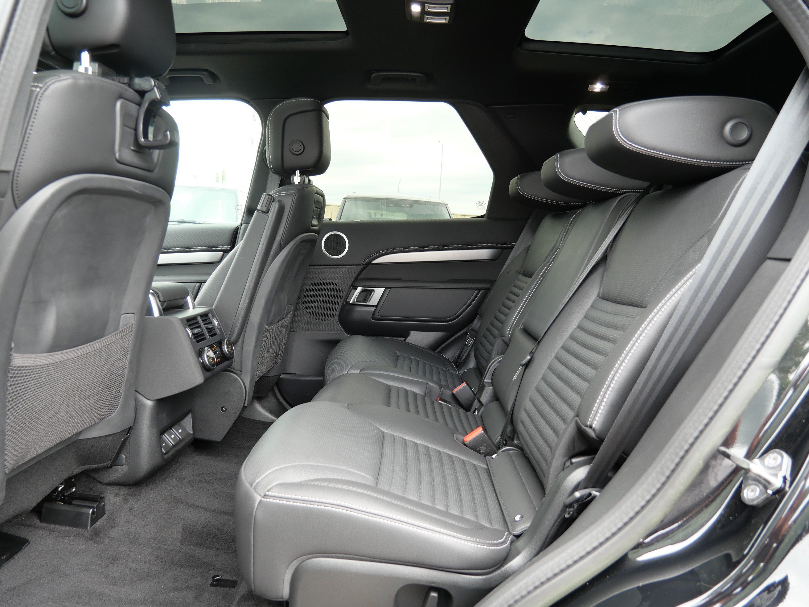 Certified Used 2023 Santorini Black Metallic Land Rover S R-Dynamic image 15