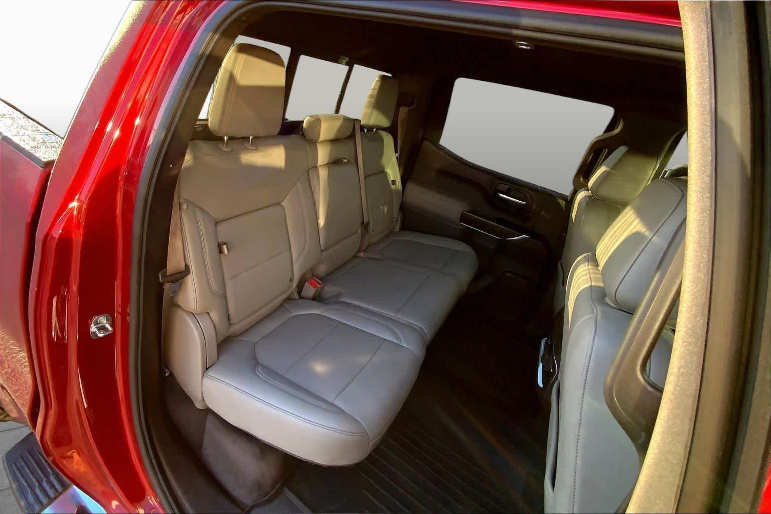 Used 2021 Cayenne Red Tintcoat GMC SLT image 17