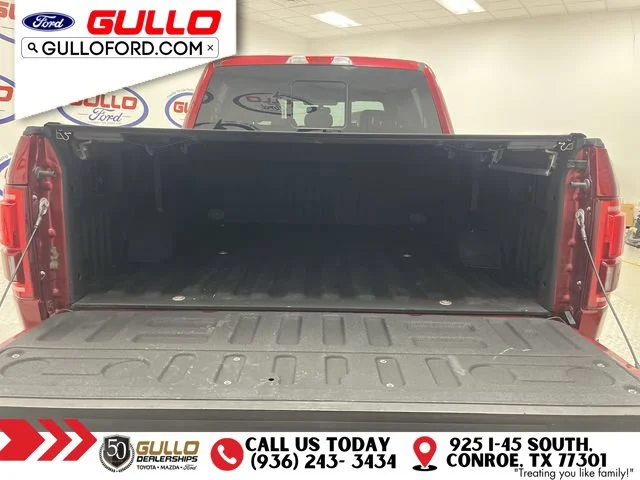 Used 2015 Red Ford Lariat image 10