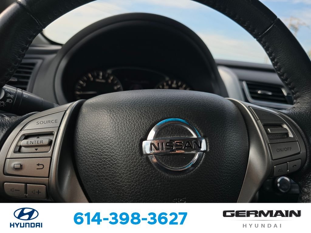 Used 2015 Gray Nissan 2.5 SV image 23