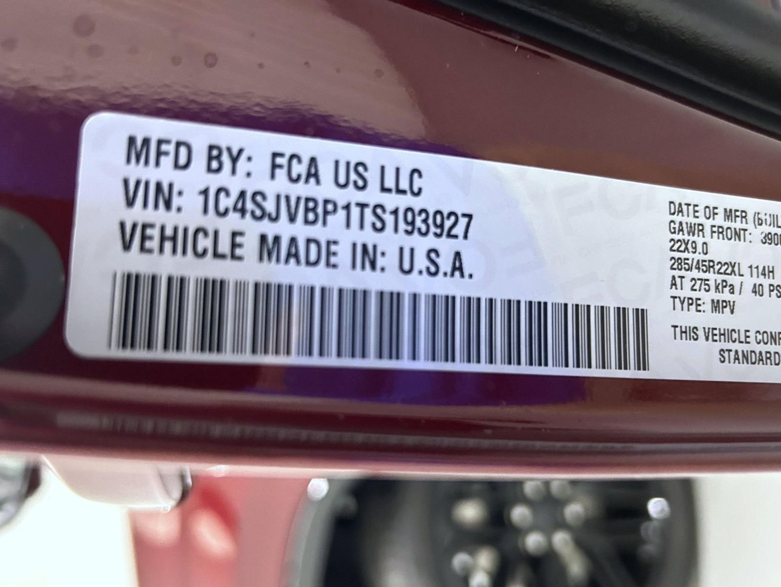 New 2026 Velvet Red Pearl-Coat Exterior Paint Jeep Limited Reserve image 26