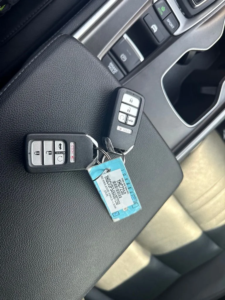 Used 2022  Honda EX-L image 6