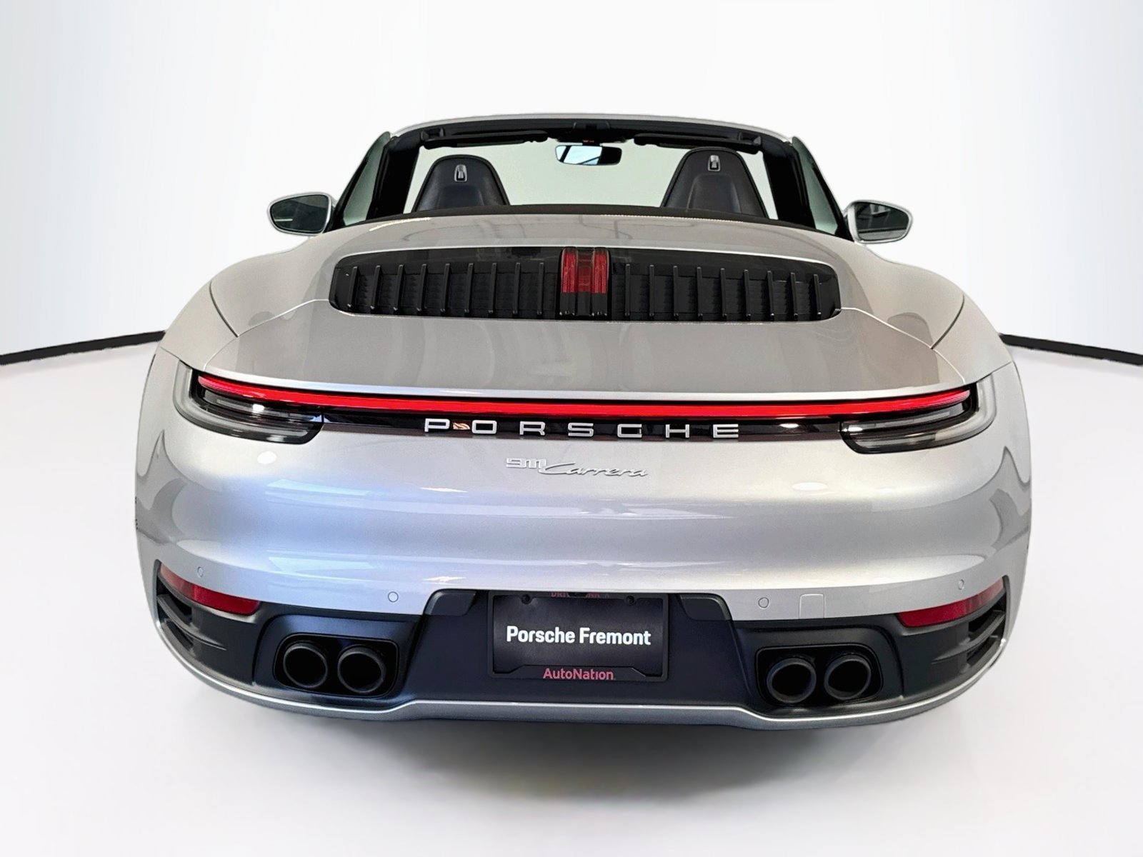 Used 2020 Gt Silver Metallic Porsche Carrera image 10
