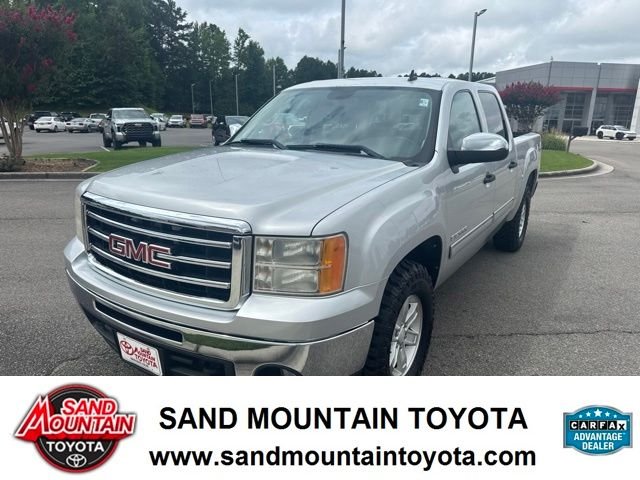 Used 2012 Silver GMC SLE image 7