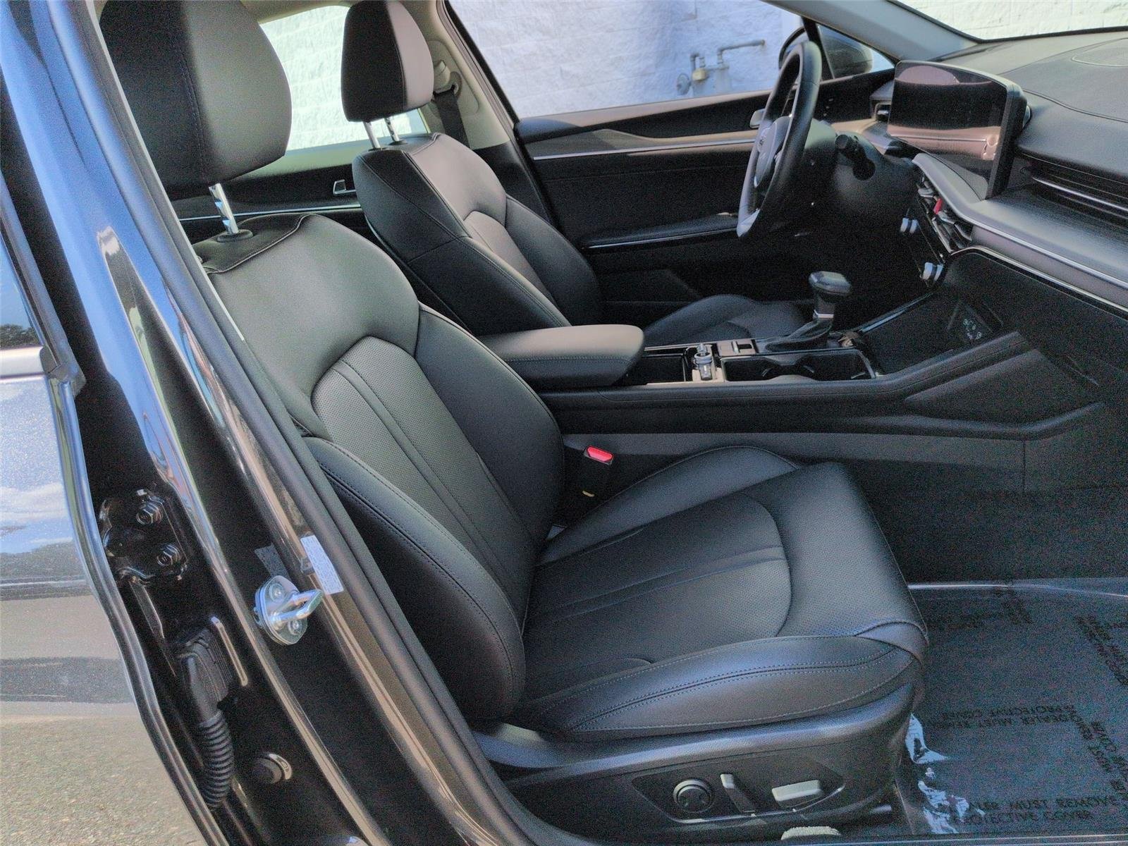 Used 2025 Interstellar Gray Kia EX image 38