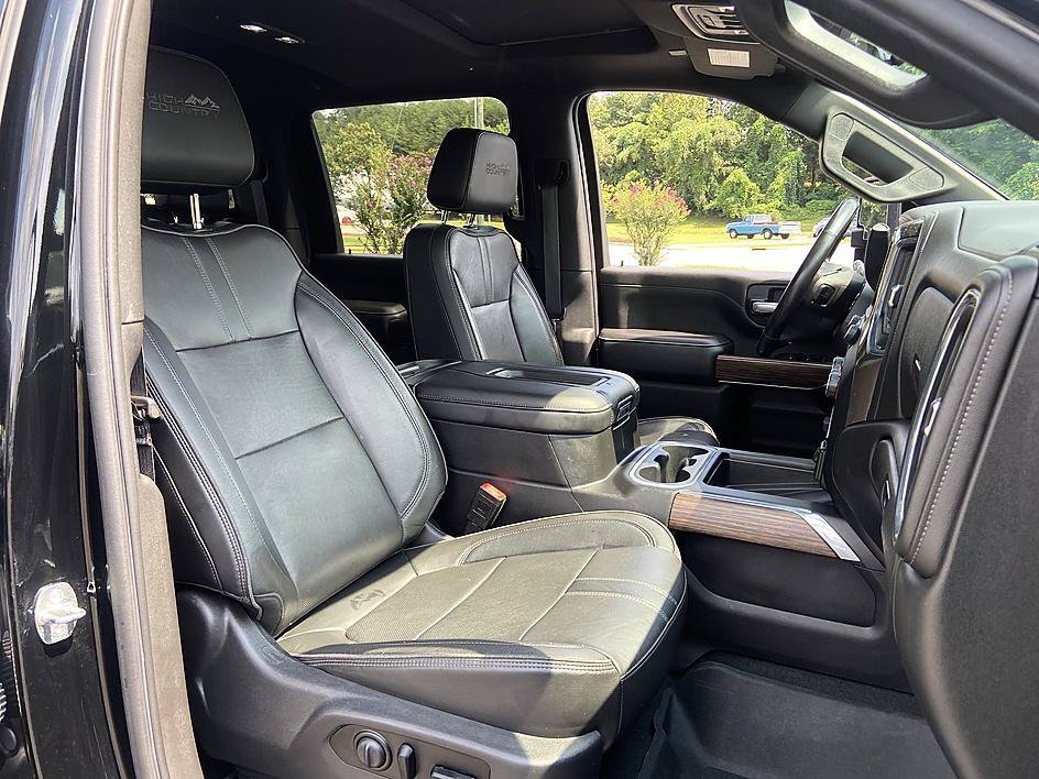 Used 2021 Black Chevrolet High Country image 16
