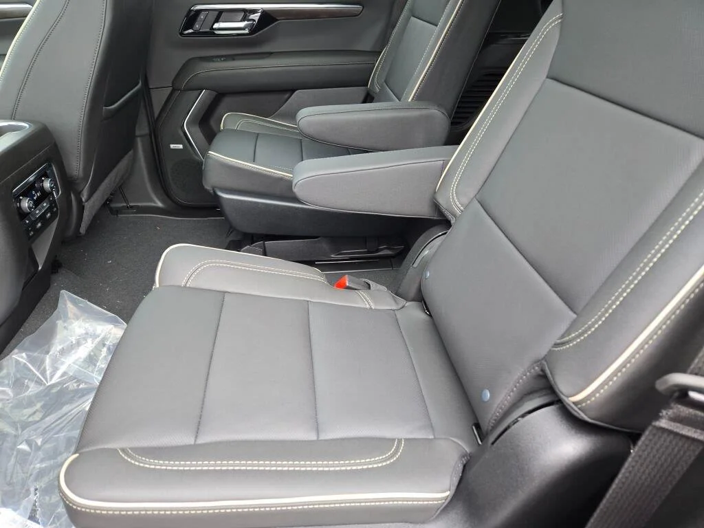 2026 Chevrolet Tahoe Premier - Photo 20