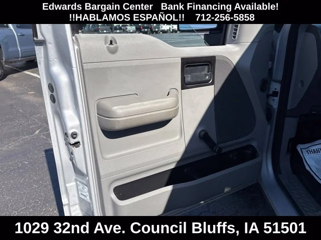 Used 2005 Gray Ford XL image 12