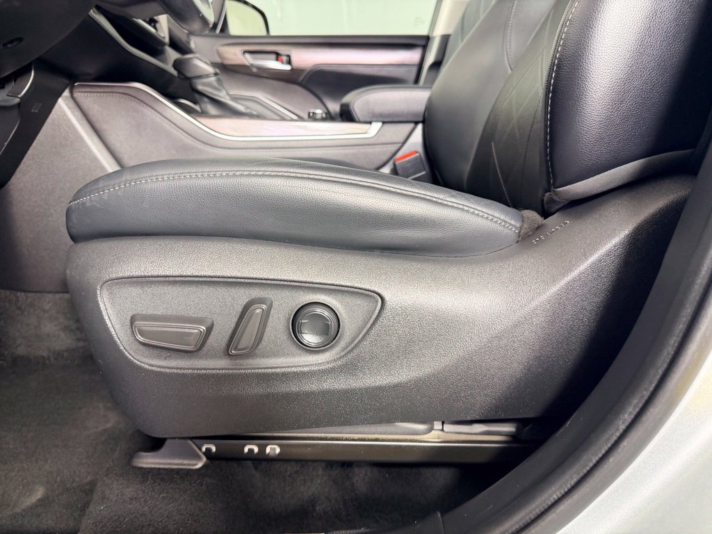Certified Used 2021 Silver Toyota Platinum image 23